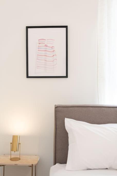 1br Thiseio Charm - 10 Minutes From Acropolis