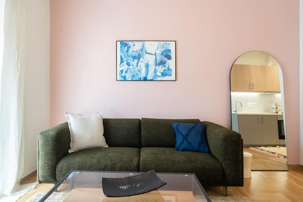 Appartement 1br Thiseio Charm - 10 Minutes From Acropolis